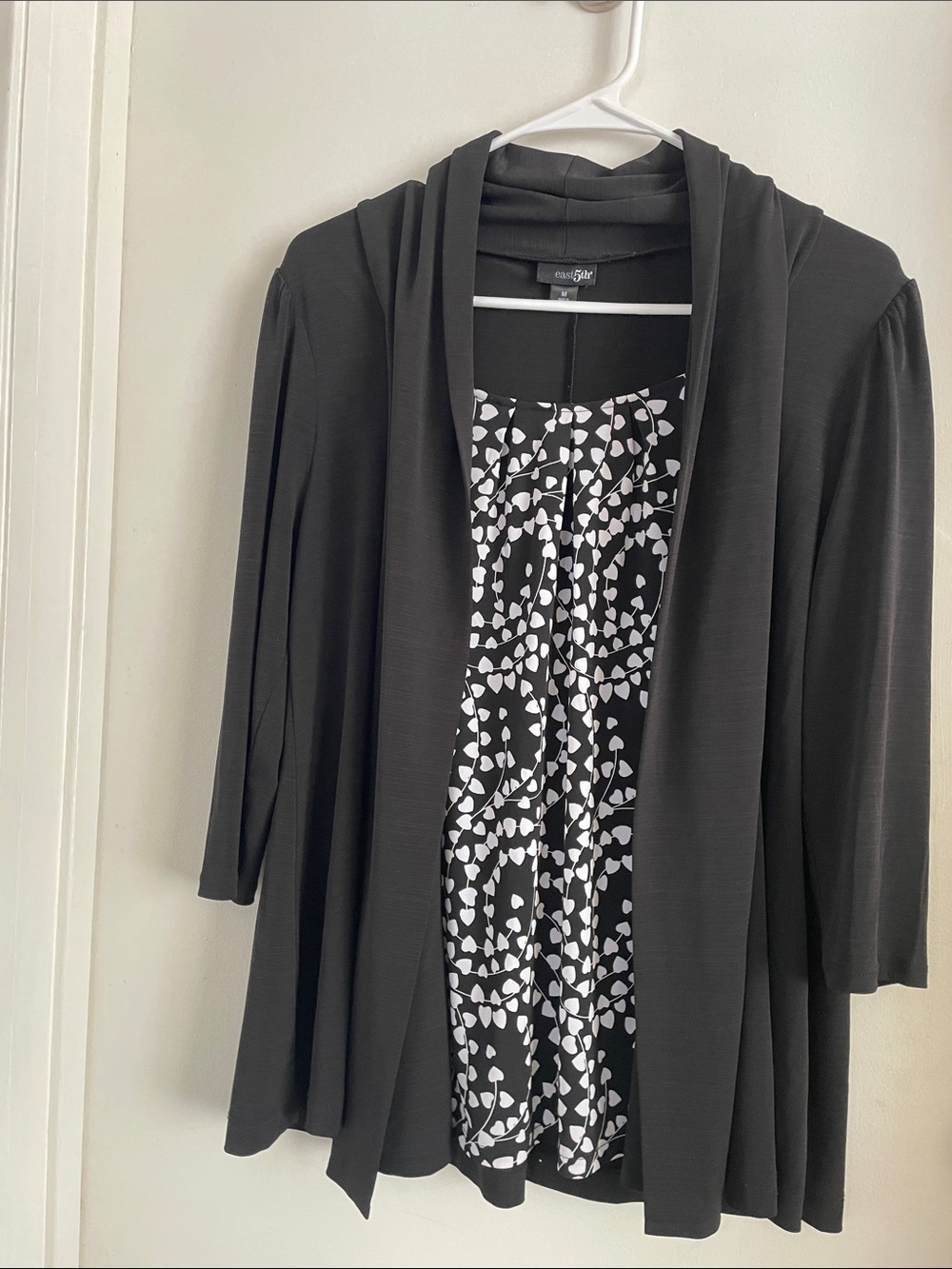 East 5th Black Layered Open-Front Cardigan with Black & White Printed Shell